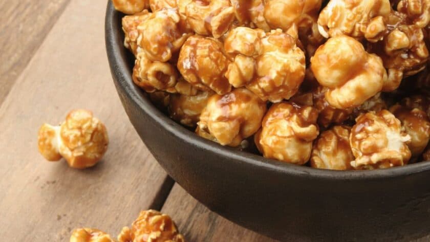 Pioneer Woman Caramel Popcorn recipe