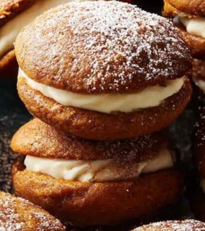 Pioneer Woman Pumpkin Whoopie Pies recipe