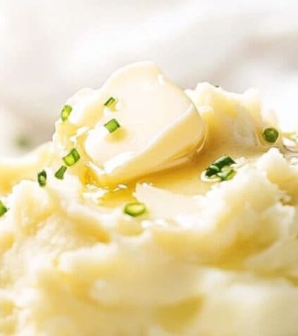 Pioneer Woman Make-Ahead Mashed Potatoes recipe